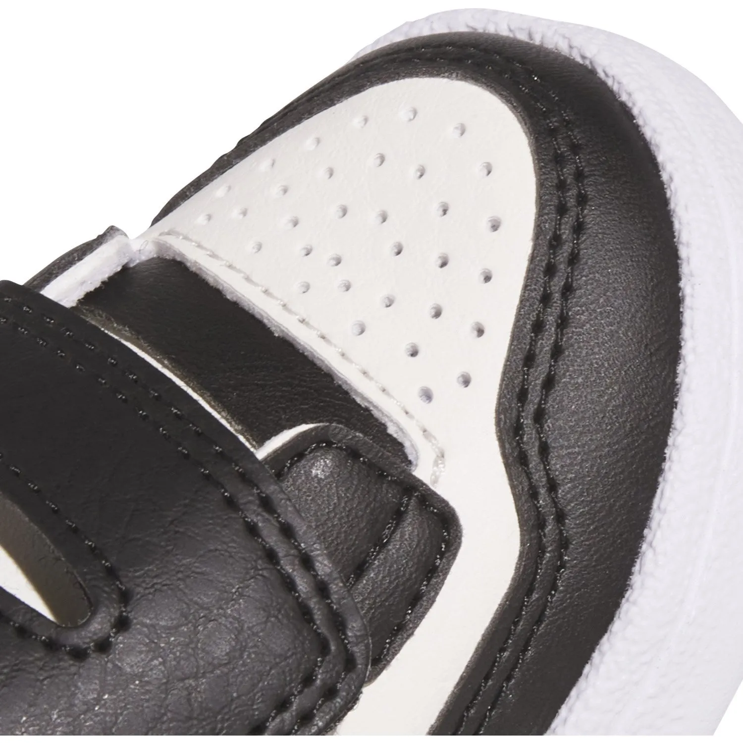 adidas Originals Core Schwarz/Wolkenweiß/Ftwr Weiß Rapid Court Cf I Sneakers