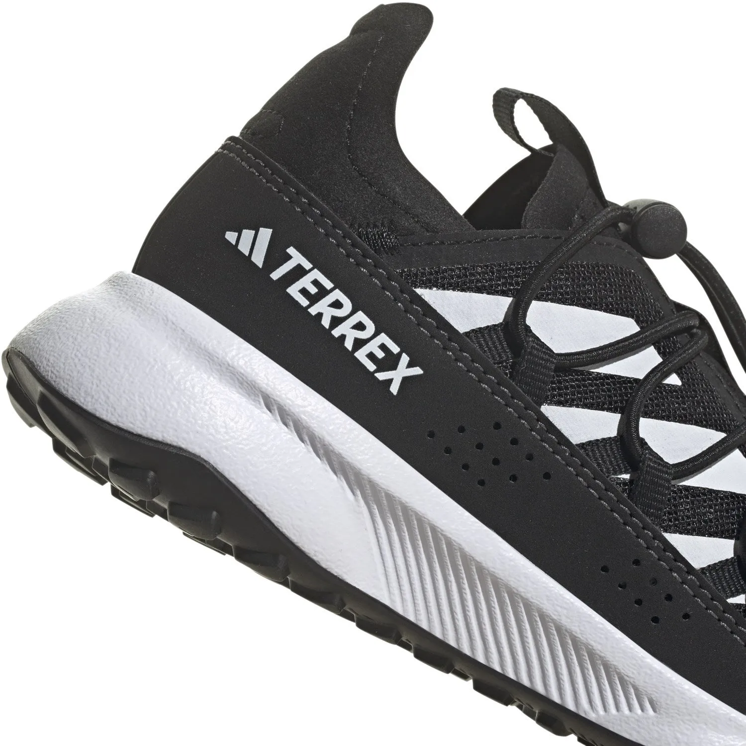 adidas Originals Core Schwarz/Ftwr Weiß/Grau Five Terrex Voyager 21 H.Rdy K Sneakers