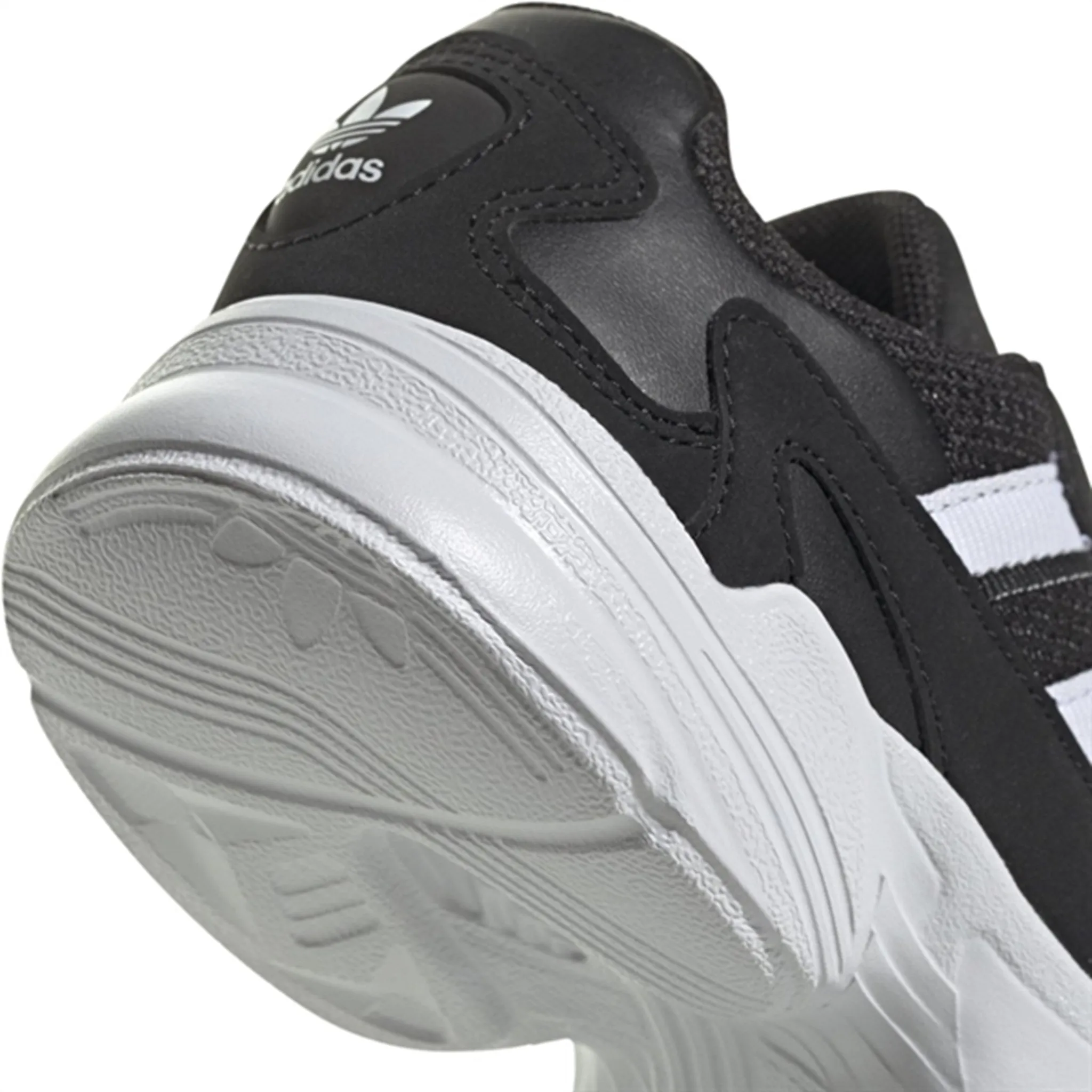 adidas Originals FALCON EL C Sneakers Kernschwarz / Wolkenweiß / Wolkenweiß