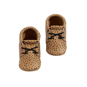 Oxford Babyschuh mit Mandel-Tupfen