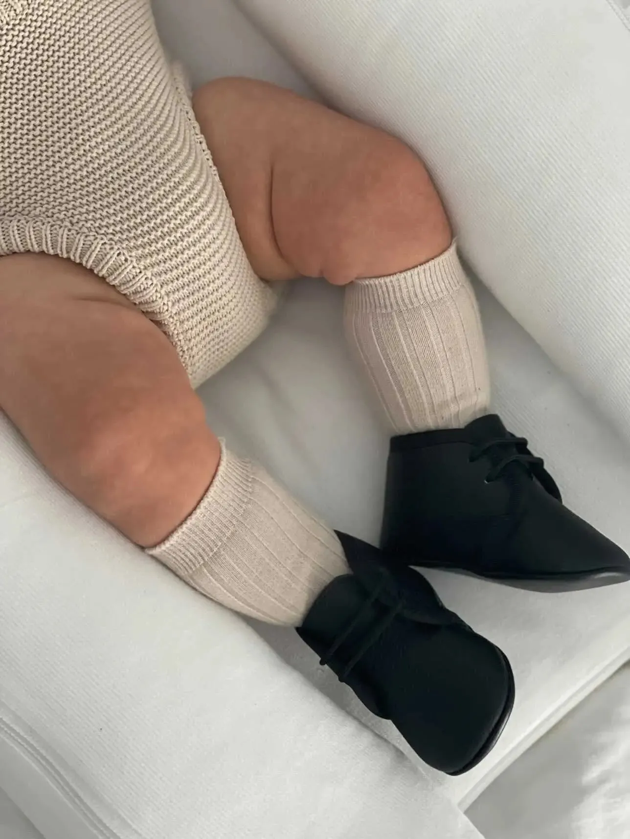 Andres- Baby-Stiefelchen aus schwarzem Leder