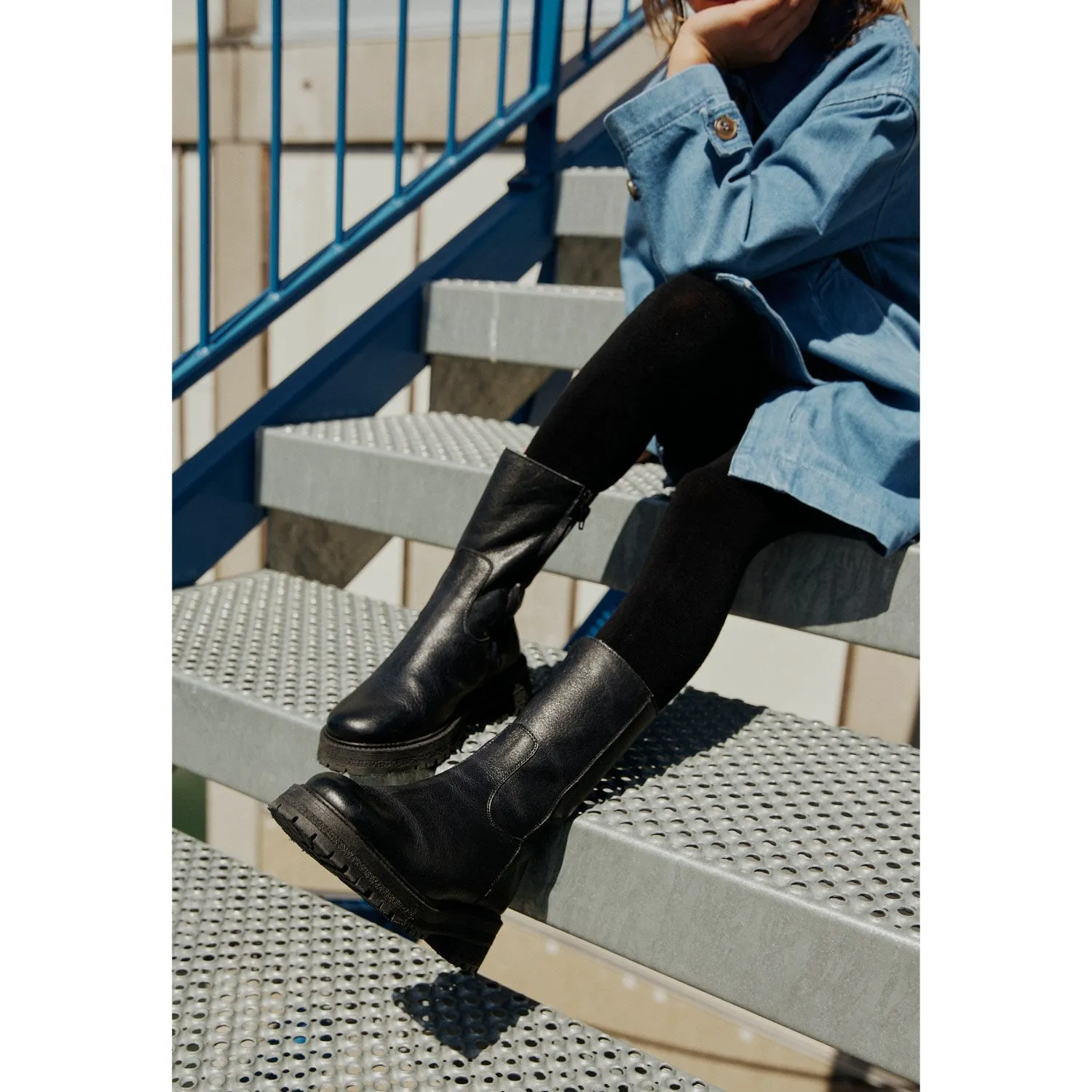 Angulus Schwarz/Schwarz Mittelhoher Stiefel mit Elastik und Reißverschluss