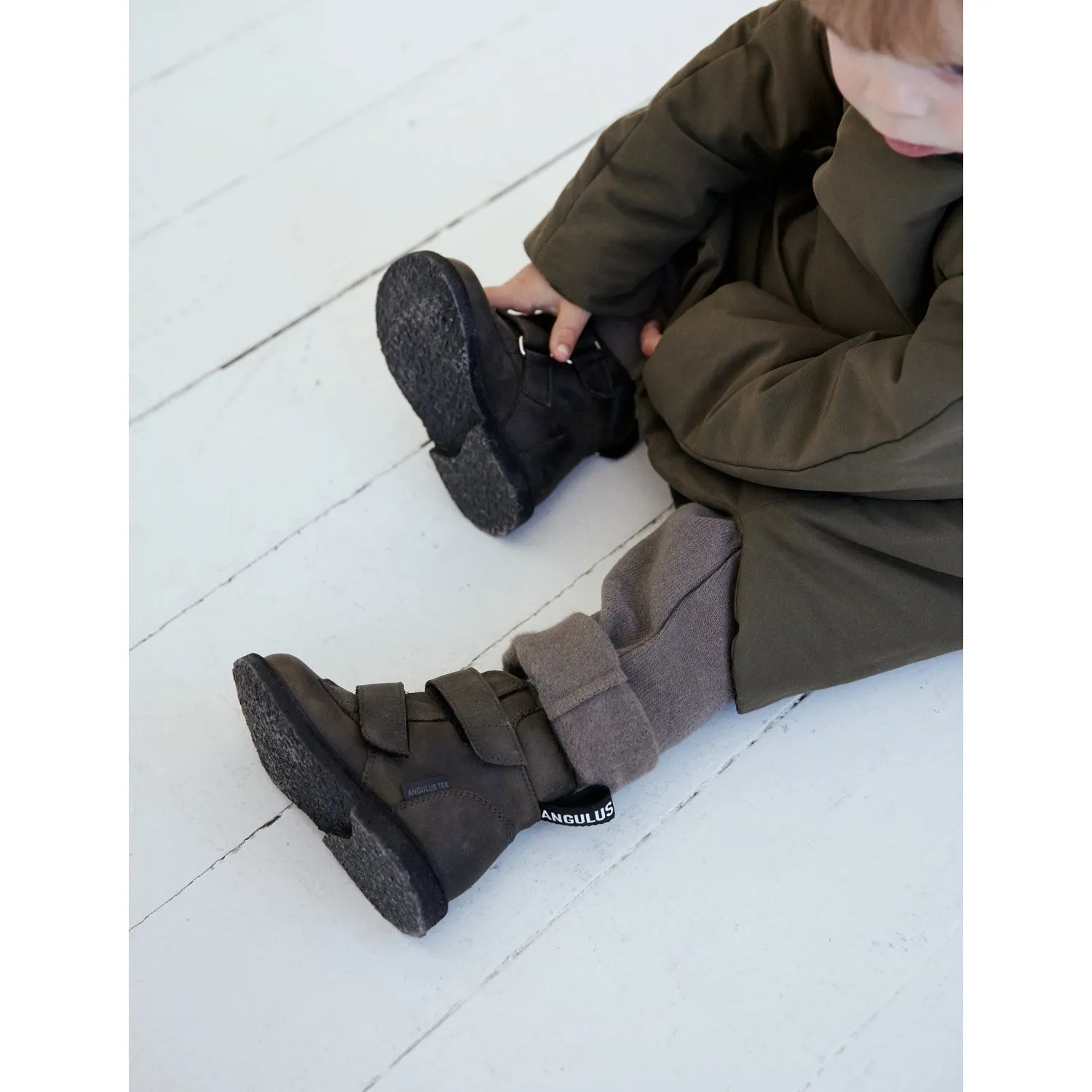 Angulus Dunkeloliv Beginner Tex Boot mit Logo-Band und Klettverschluss