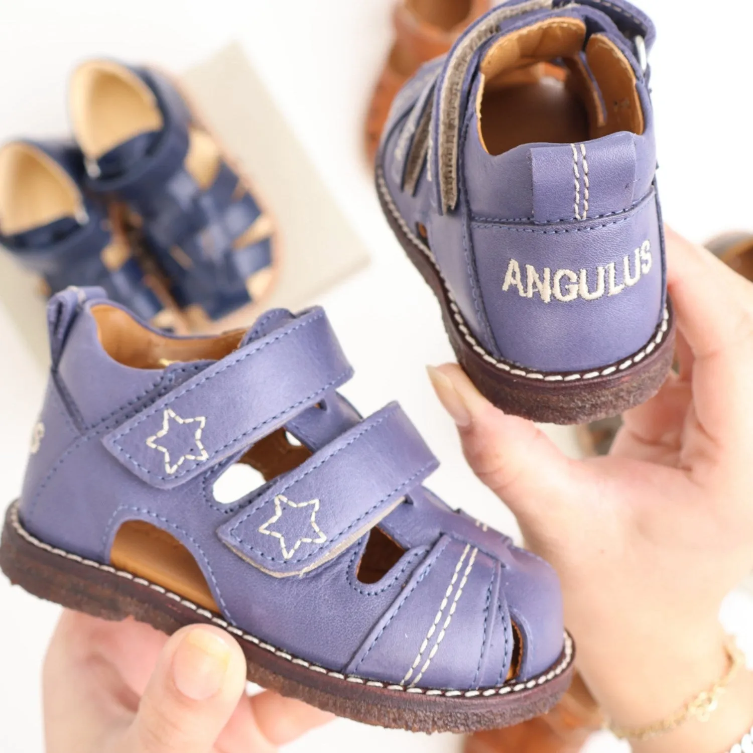 Angulus Indigo Sandalen Mit Sternstickerei