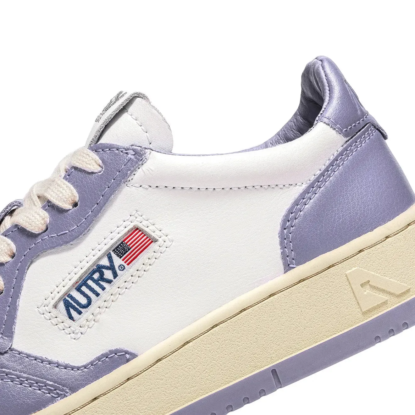 Autry Damen Medalist Low Sneaker Weiß / Lavendel