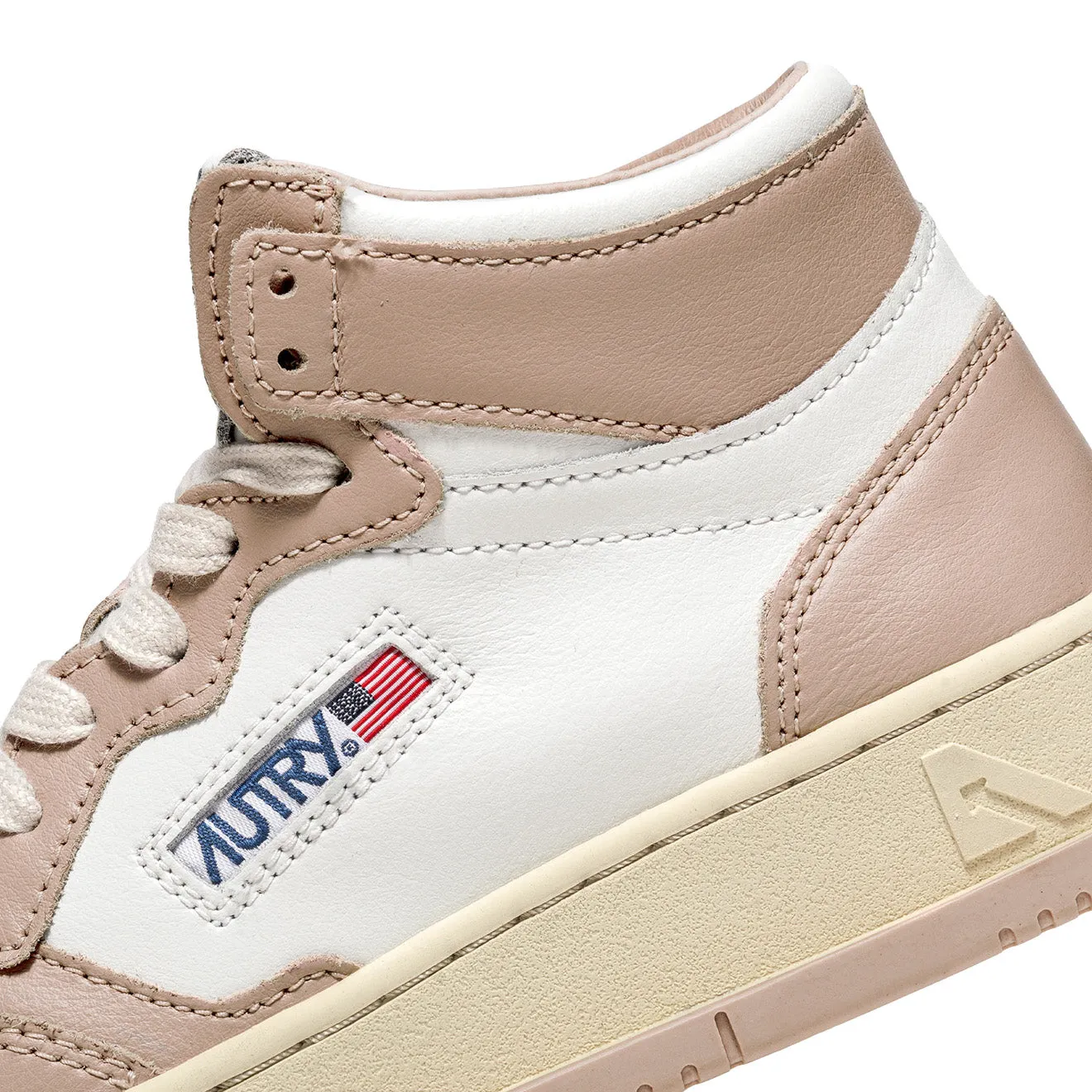 Autry Damen Medalist Mid Trainers Weiß / Champignon