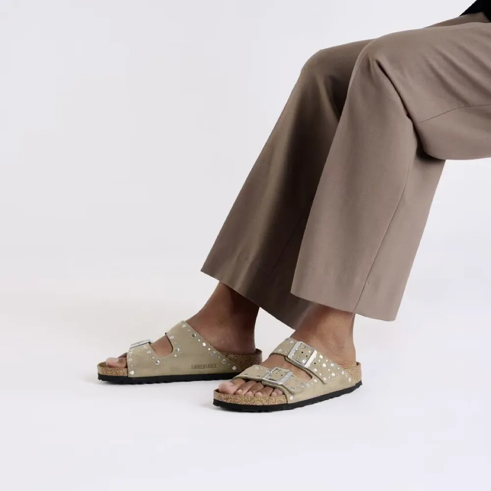 Birkenstock Damen Arizona Rivet Wildleder Sandale in Taube