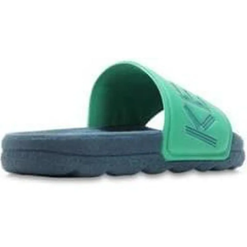 Jungen Helle Grüne Schlappen