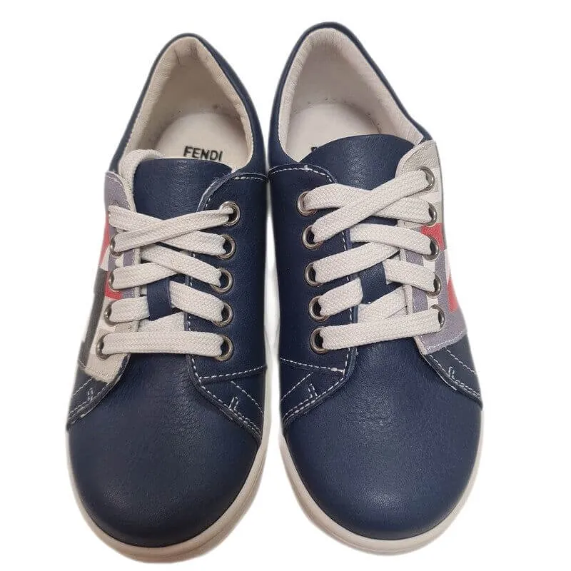 Jungen Navy Trainer