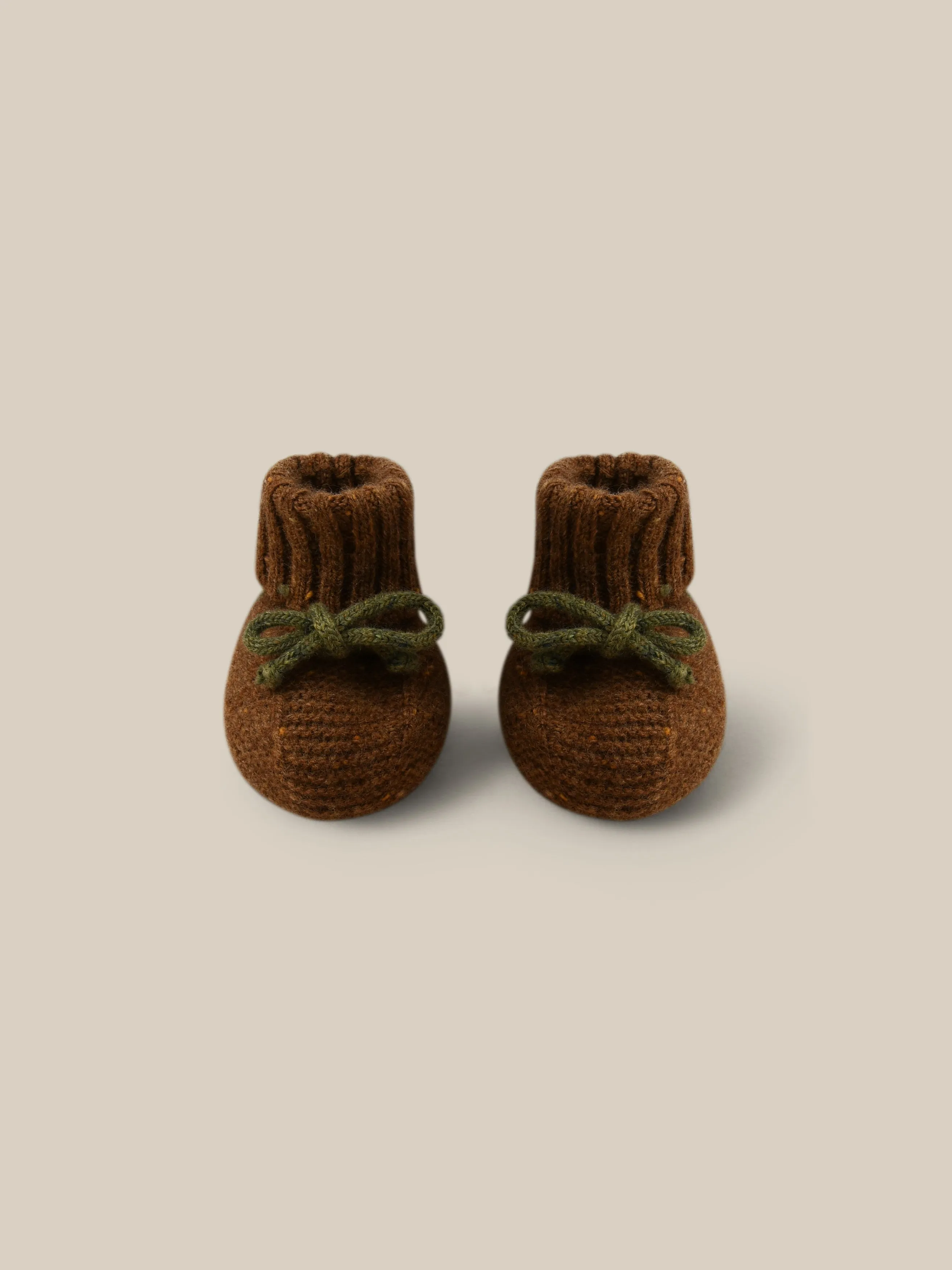 Kastanienbraune Wollstiefeletten