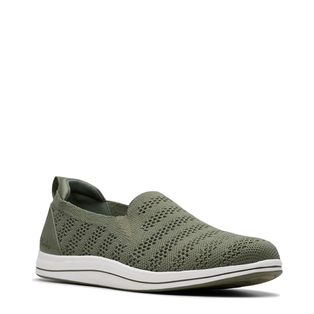 Clarks Damen Breezey Izzy Schlupfschuh in Olive