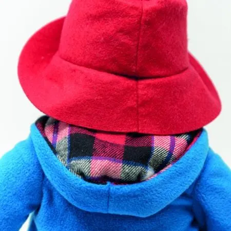 Klassischer Paddington Bär mit Stiefeln & Koffer
