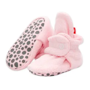 Cozie Fleece Greifling-Söckchen - Babyrosa von Zutano
