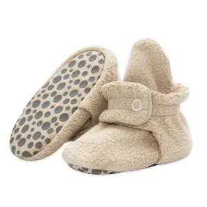 Cozie Fleece Greifling-Söckchen - Khaki von Zutano