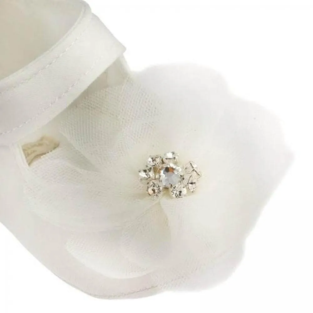 Creme Kinderwagen Schuh