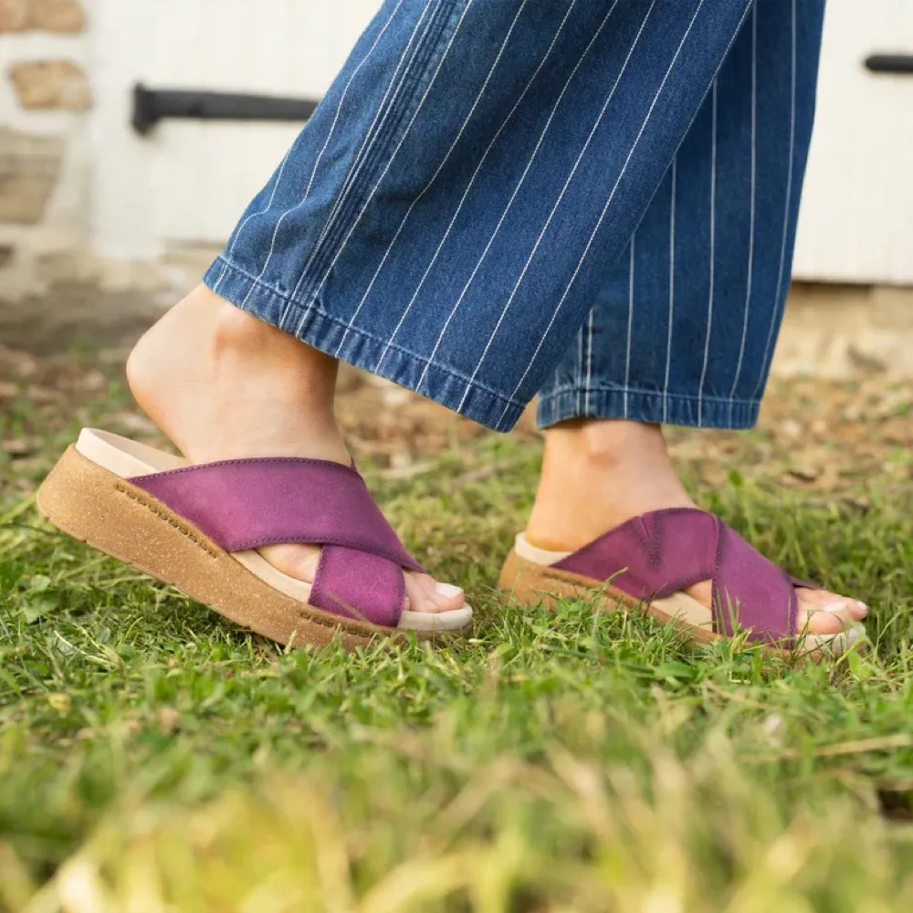 Dansko Damen Bridget Leder Plateau-Sandale in Pflaumenfarbenem Glattleder