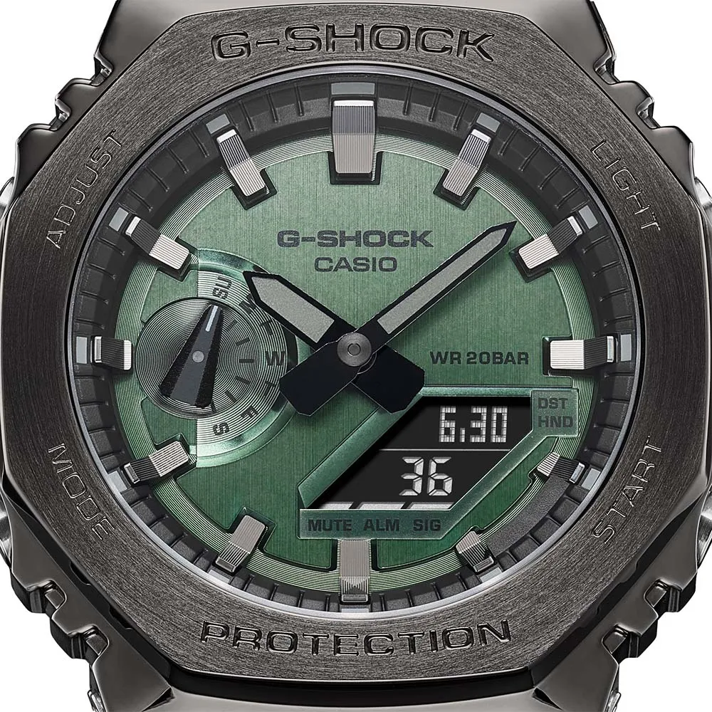 Digitale Damenuhren G-Shock GM2100B-3A Grüne Metallbeschichtung 'CasiOak'