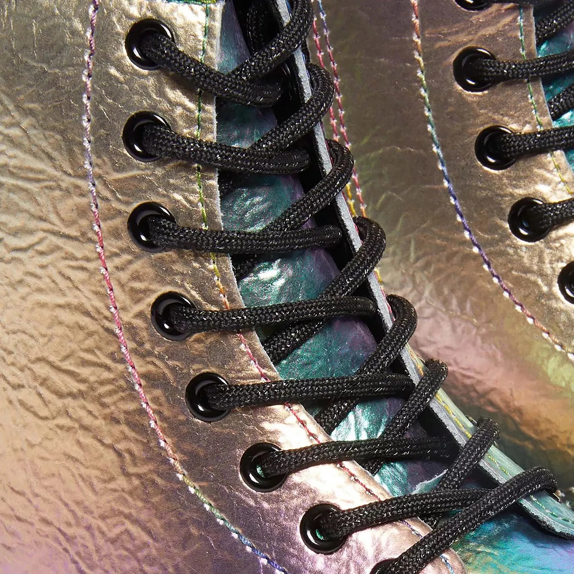 Dr. Martens Junior 1460 - Mehrfarbiger Regenbogen-Crinkle Dr. Martens Schuhe