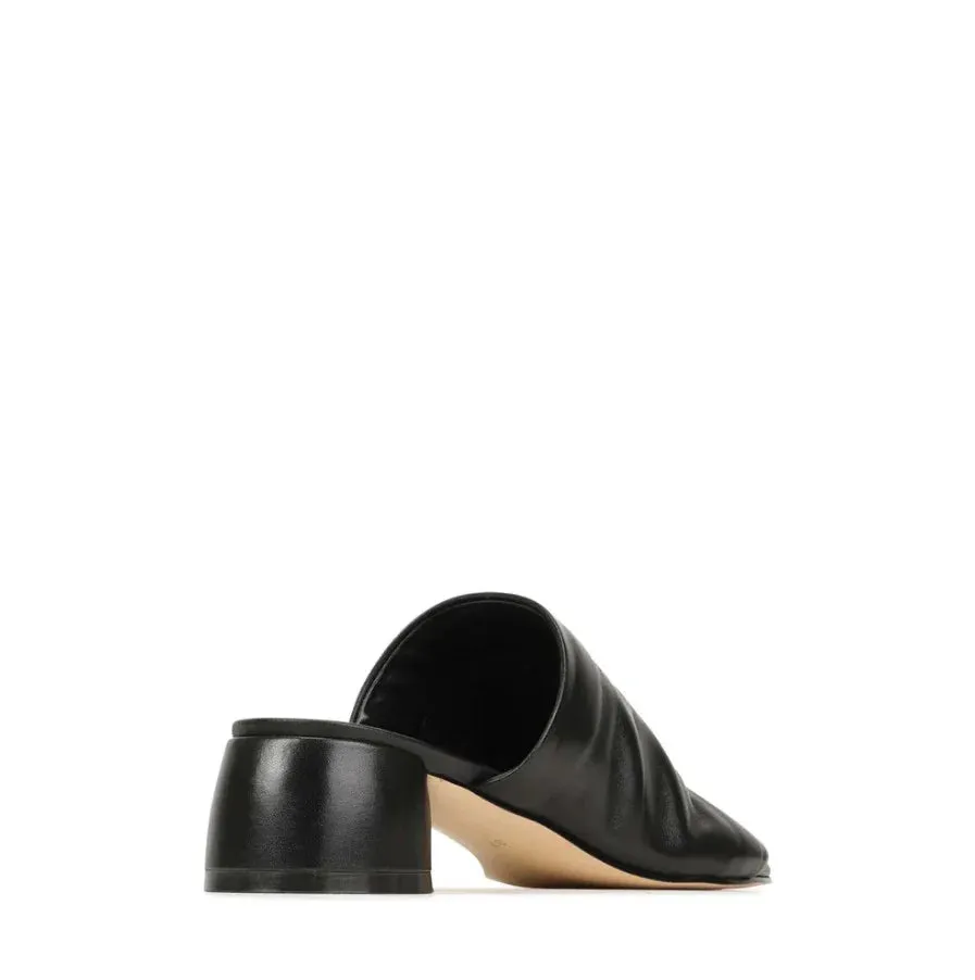 EOS Fio Schwarze Lederschuhe_Eos