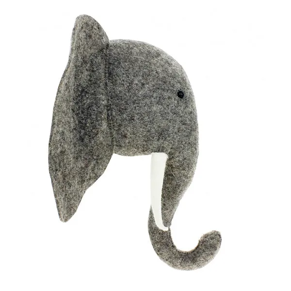 Fiona Walker Elefant mit erhobenem Rüssel Tierkopf