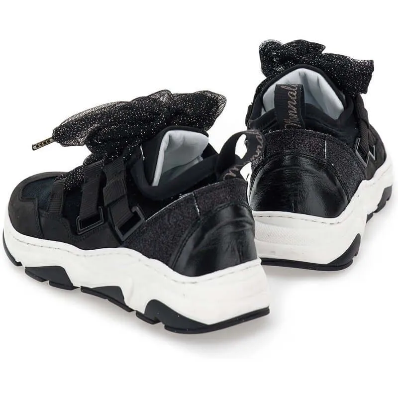 Mädchen Schwarzer Trainer