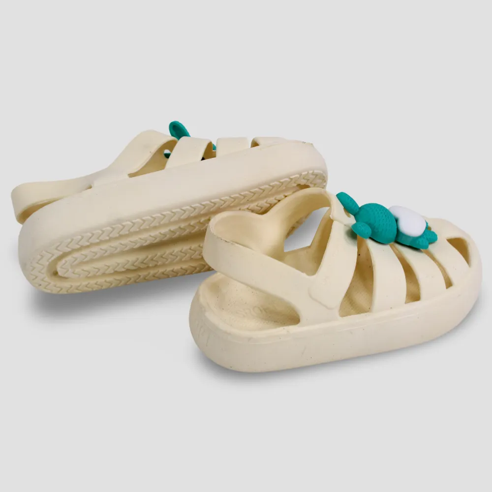 Grüne Häschensandalen