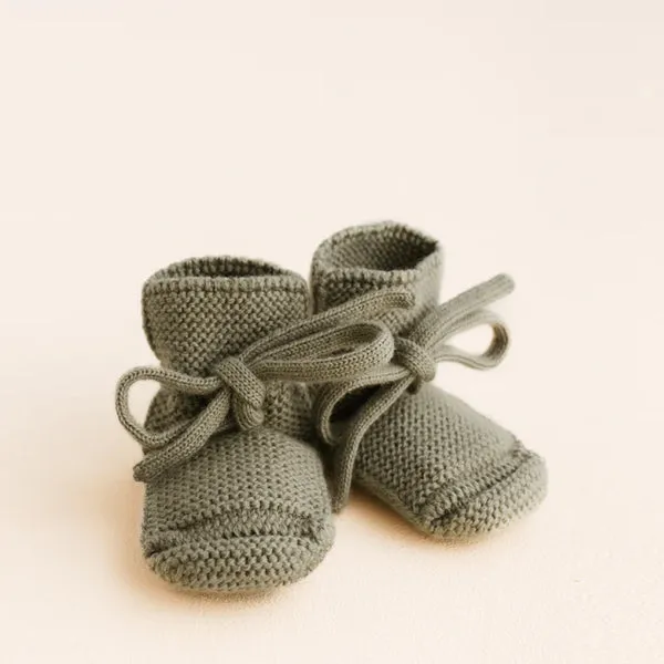 Weiße Gestrickte Stiefeletten – Artischocke