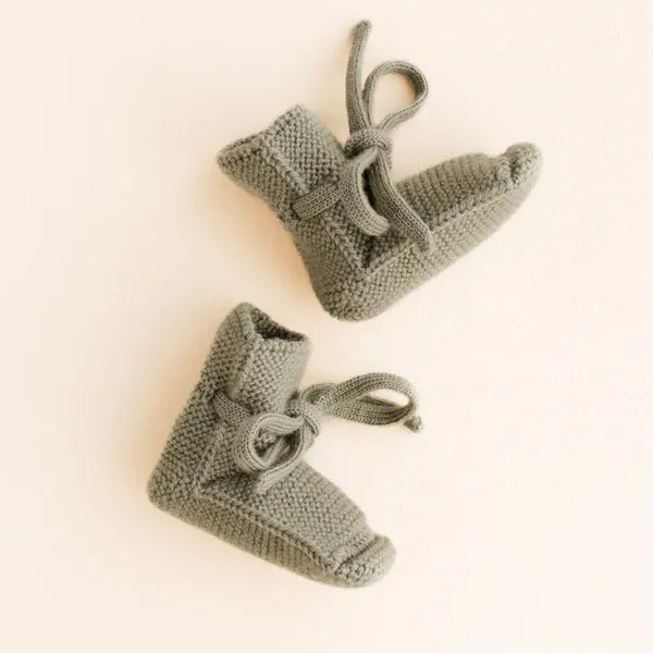 Weiße Gestrickte Stiefeletten – Artischocke