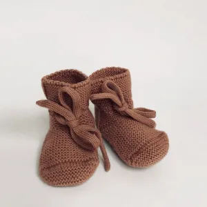 Weiße Gestrickte Stiefeletten – Ziegel
