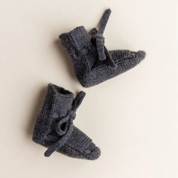 Weiße Gestrickte Stiefeletten – Anthrazit