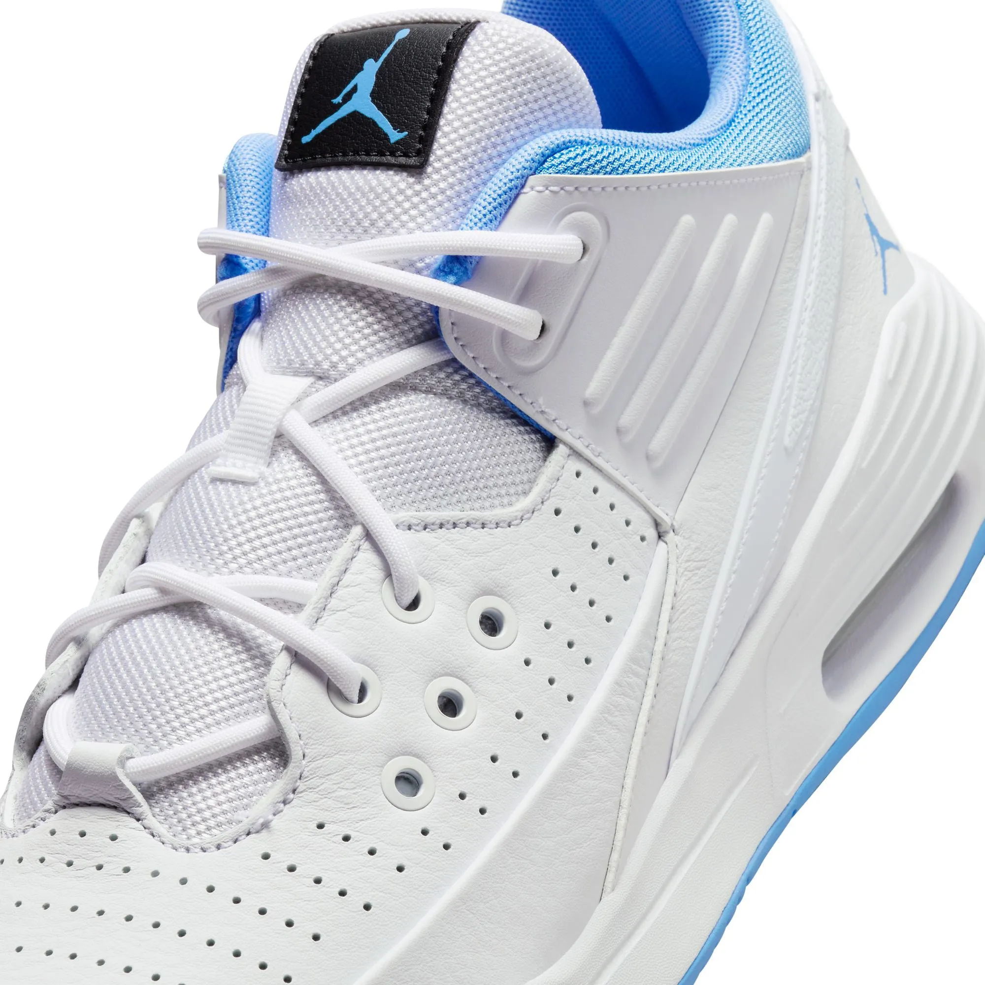Jordan Max Aura 5 Herren Sportschuhe