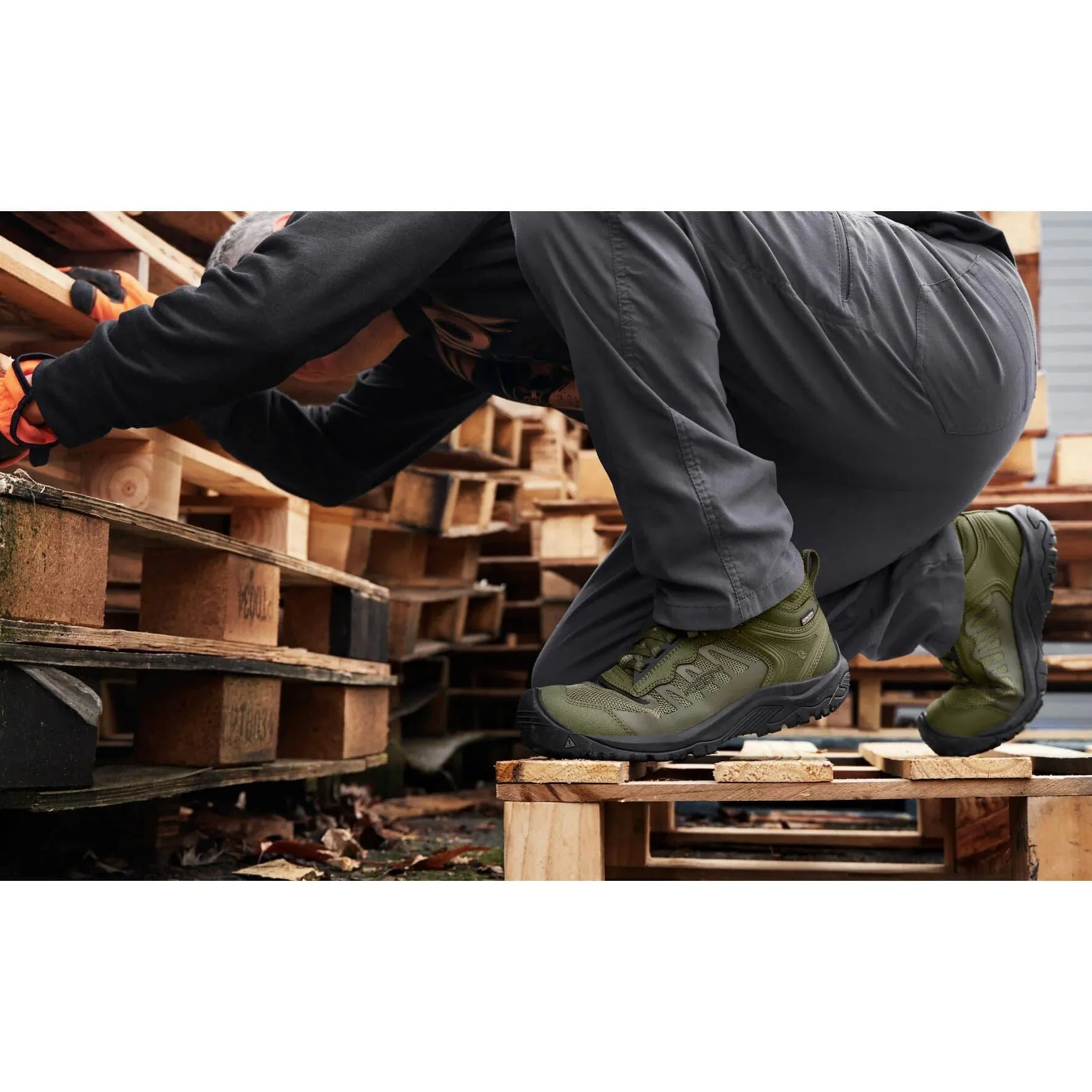 KEEN RENO MID WASSERDICHT CARBONFASER ZEHENKAPPE HERRE NORMAL UND WEIT