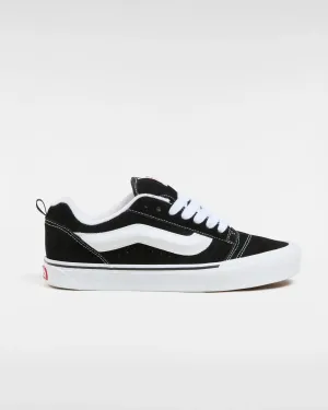 Knu Skool Schuhe in Schwarz & Reinweiß