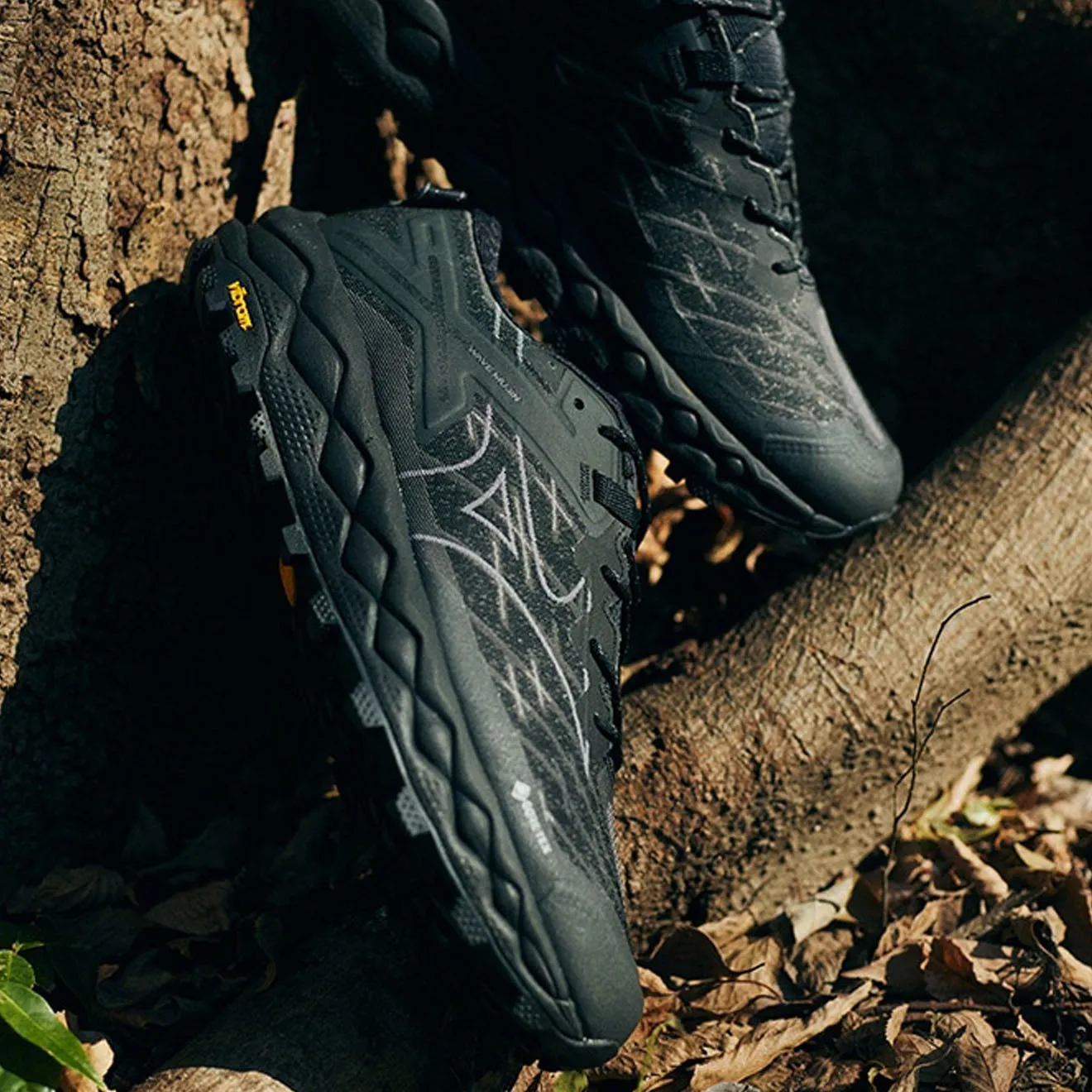 Mizuno Wave Mujin LS GTX Schwarz / Ruhiger Schatten / Schwarzer Sand
