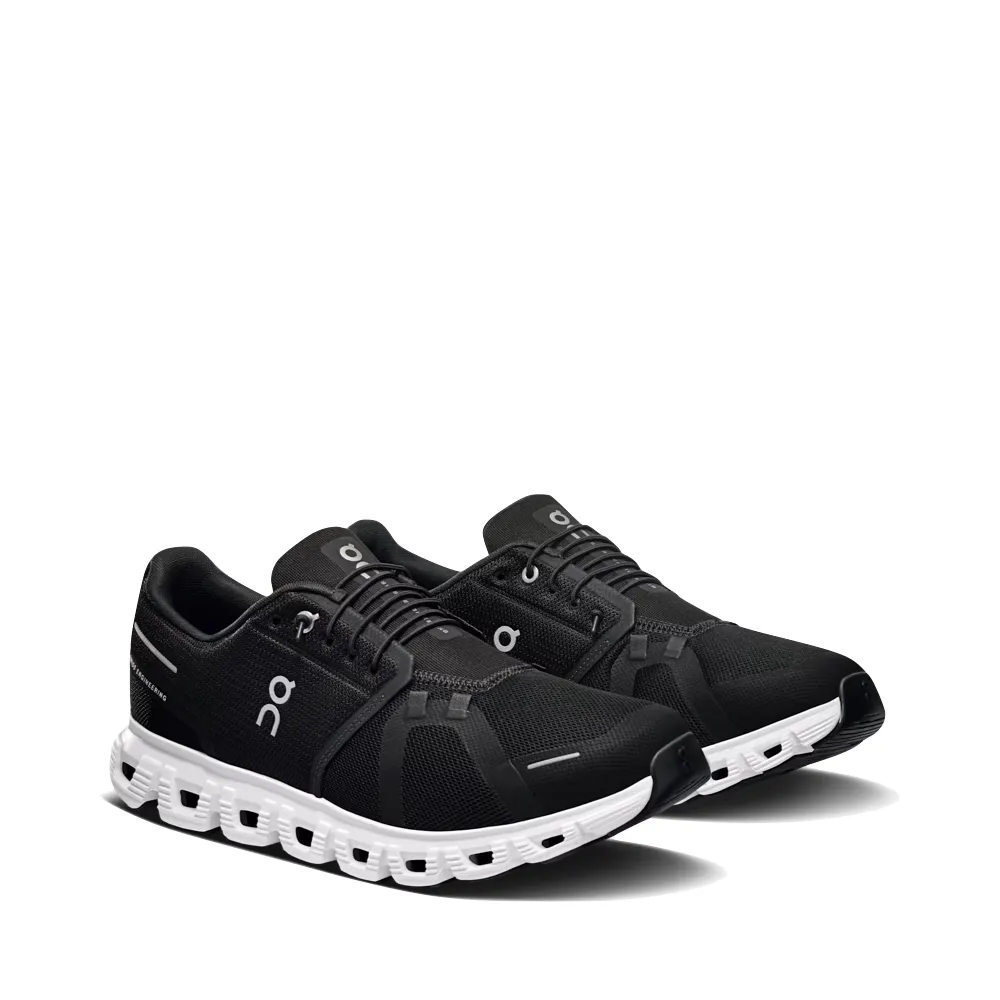 Auf dem Herren Cloud 6 Sneaker in Schwarz/Weiß