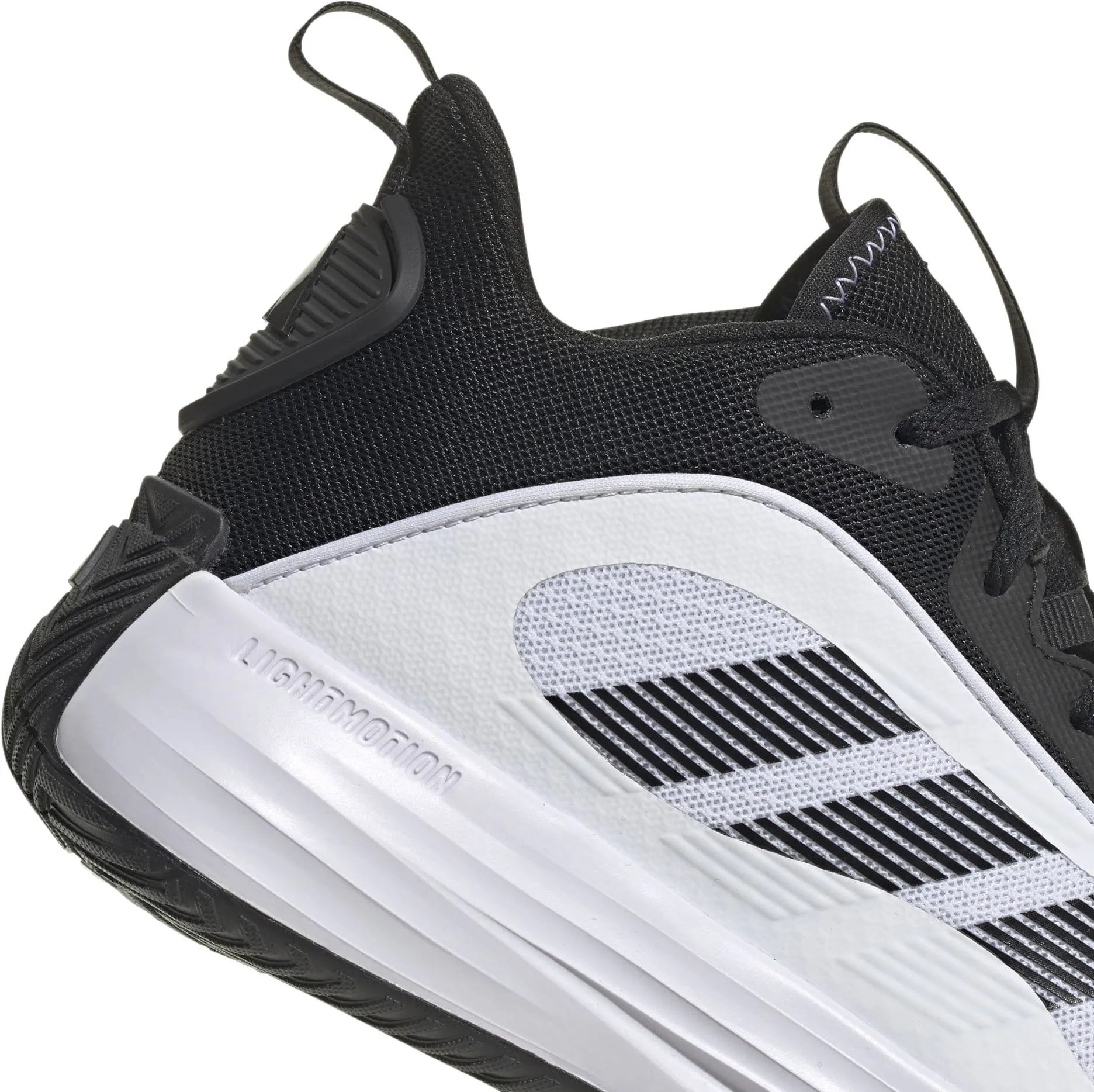 Own the Game 3 Herren-Basketballschuhe