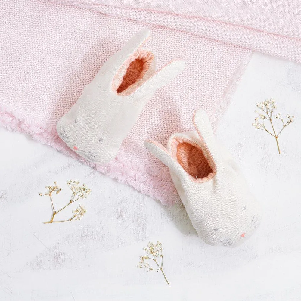 Pfirsich-Hasen-Baby-Stiefelchen