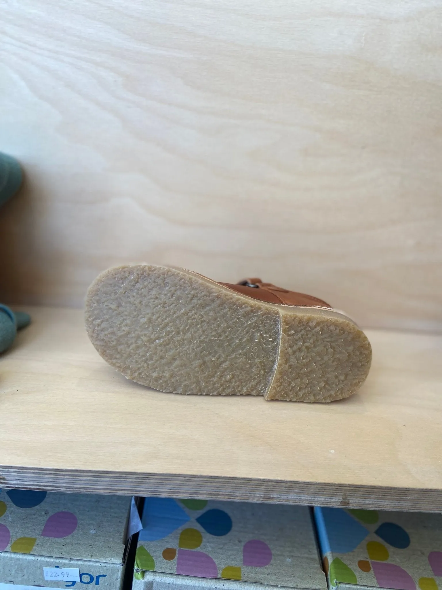 Petasil: Ciara 2 Klettschuhe - Kognak Savana