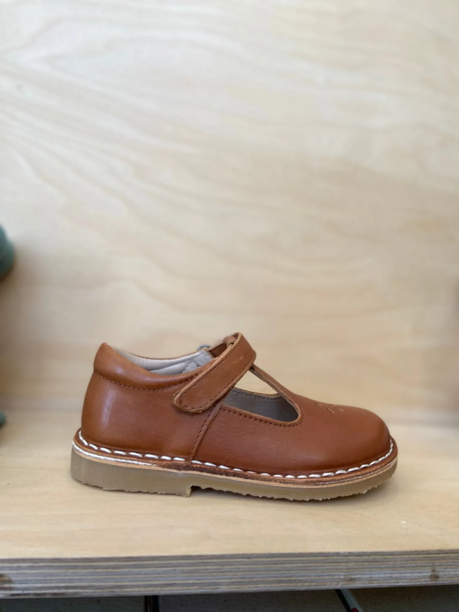 Petasil: Ciara 2 Klettschuhe - Kognak Savana