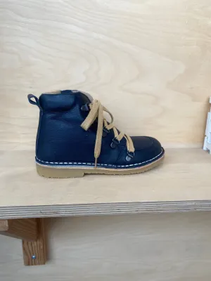 Petasil: Kent Wollfutter Stiefel - Marineblau Leder
