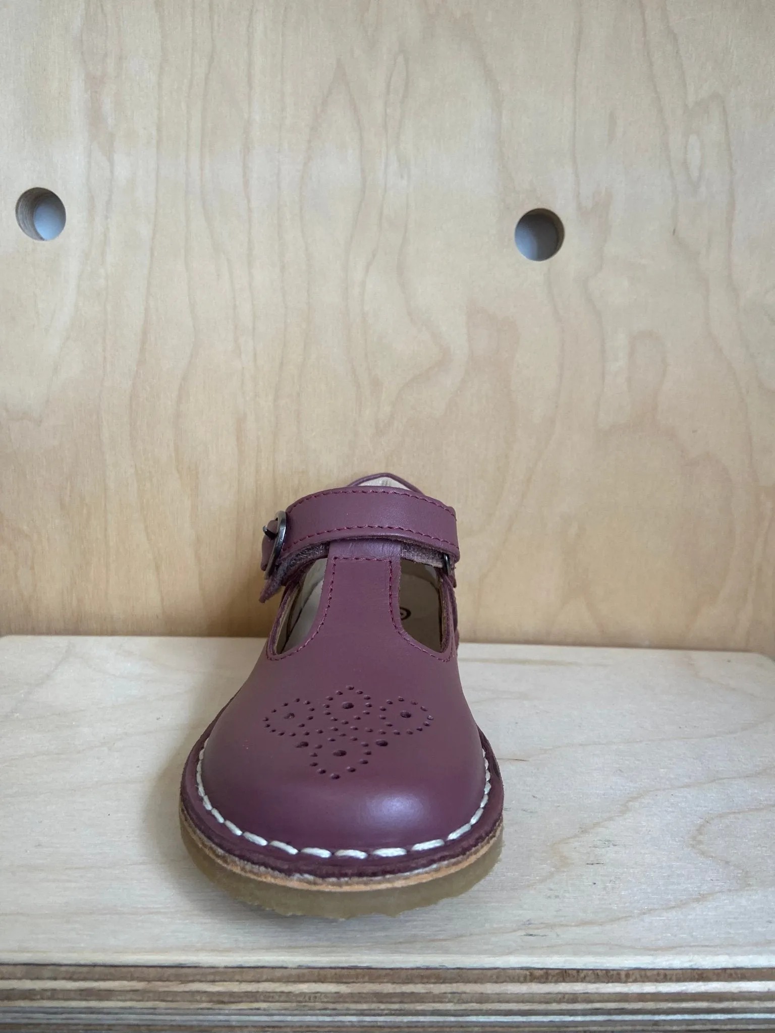 Petasil: Susy T-Bar Klettverschluss-Schuhe - Lavendel Roma