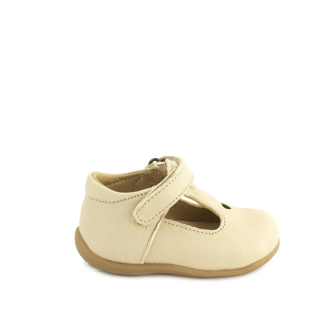 Petasil: Tima T-Bar Klettverschluss-Schuhe - Creme Savana