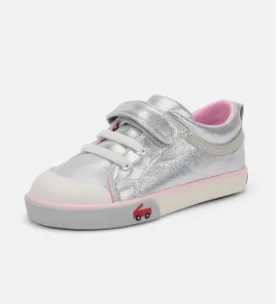 See Kai Run Kristin Sneakers in Silber