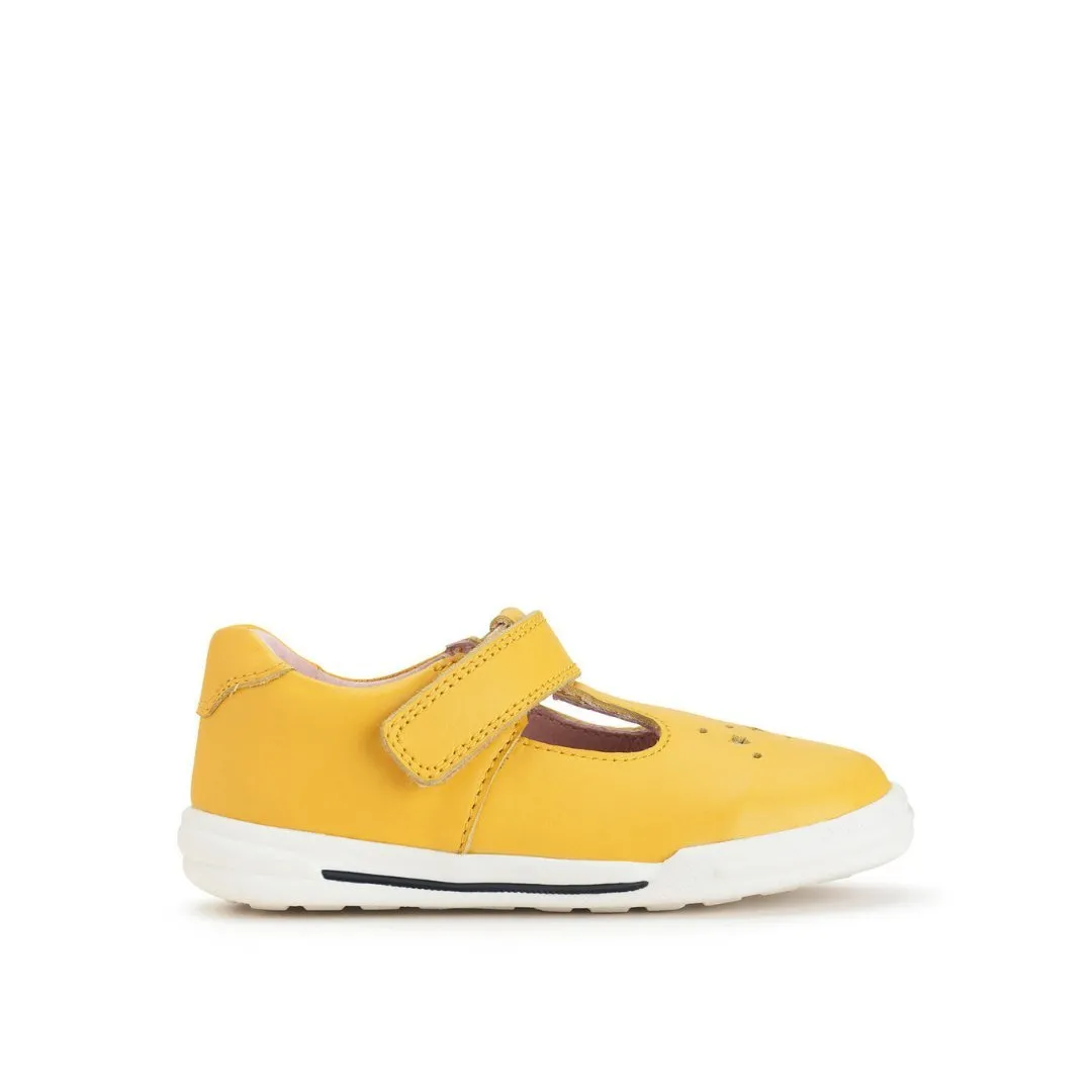 Start-Rite: Spielplatz T-Bar Schuhe - Gelbes Leder