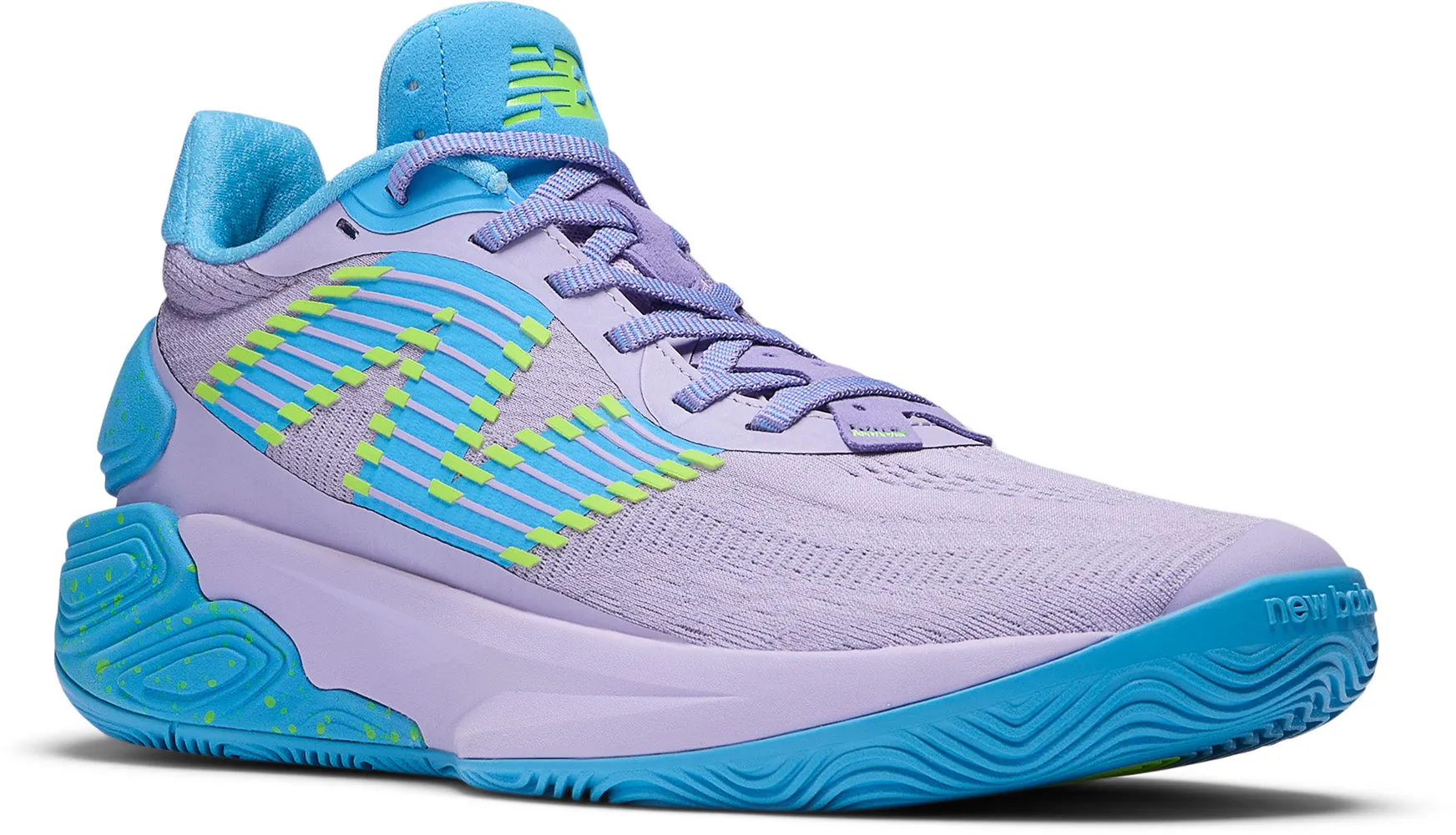 Zwei WXY V5 Herren-Basketballschuhe (Weite D)